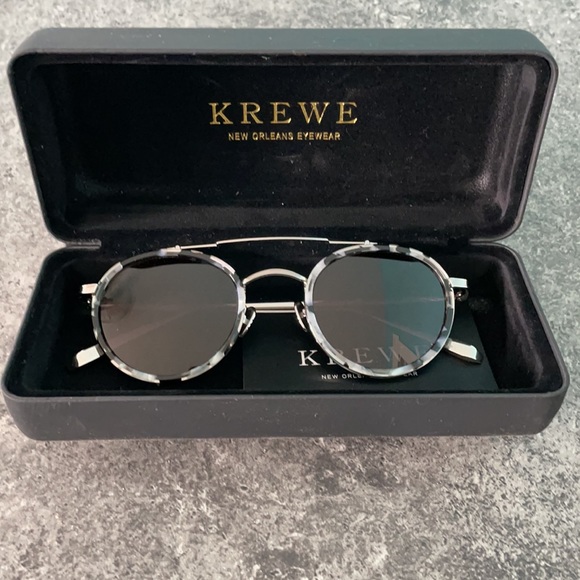 KREWE Accessories - Krewe sunglasses with black Krewe case